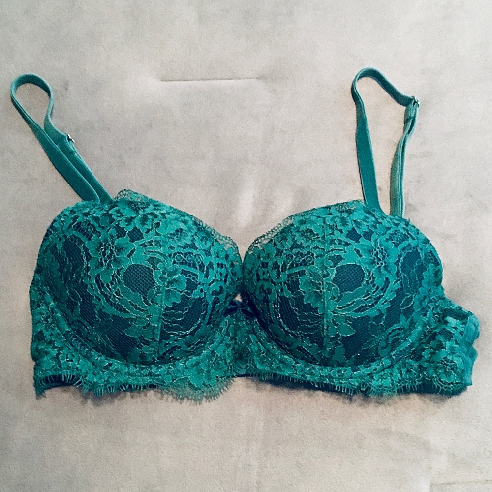 32B Green & Navy Lace Dream Angels Bra